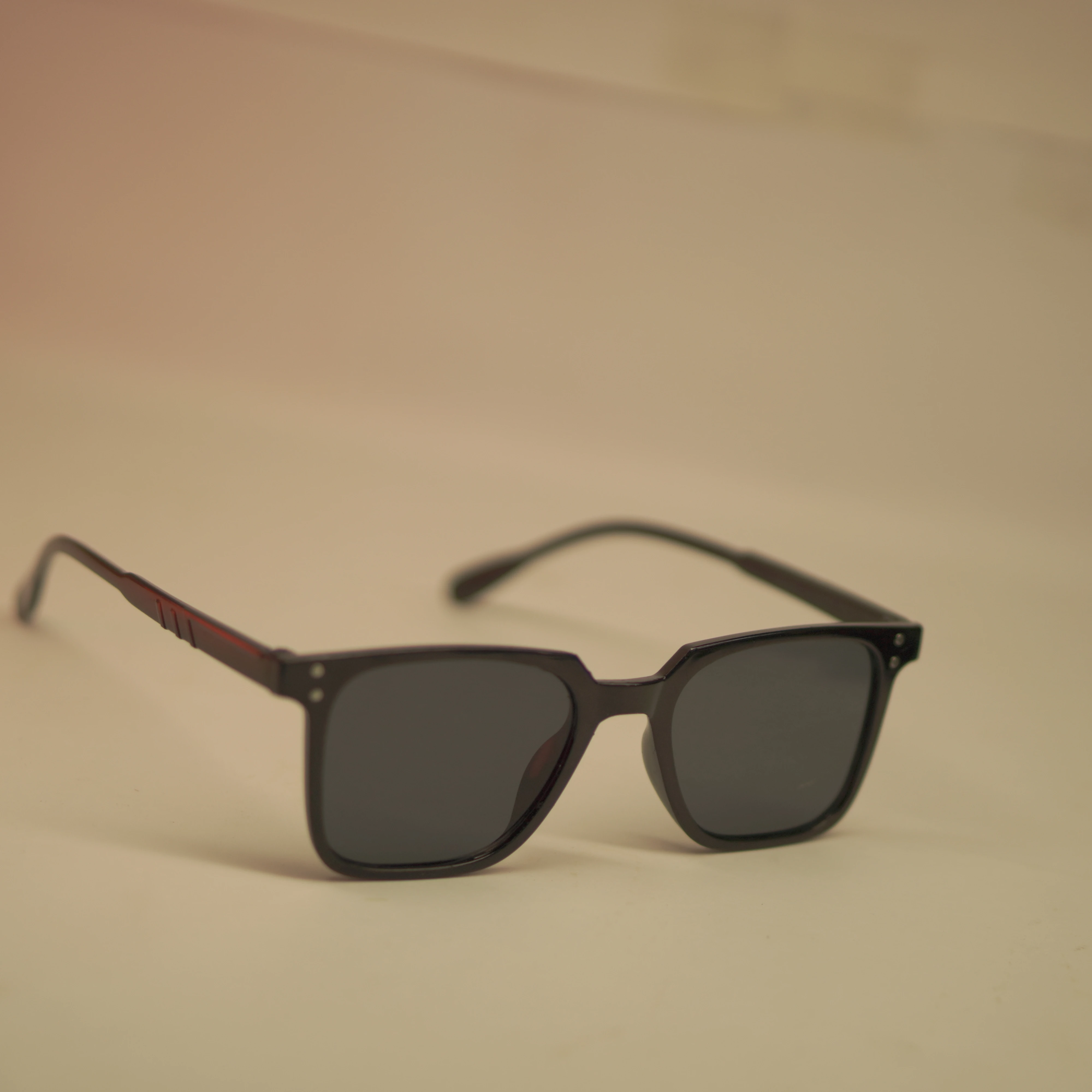 Stylish Sunglasses for Men – UV400 Protection