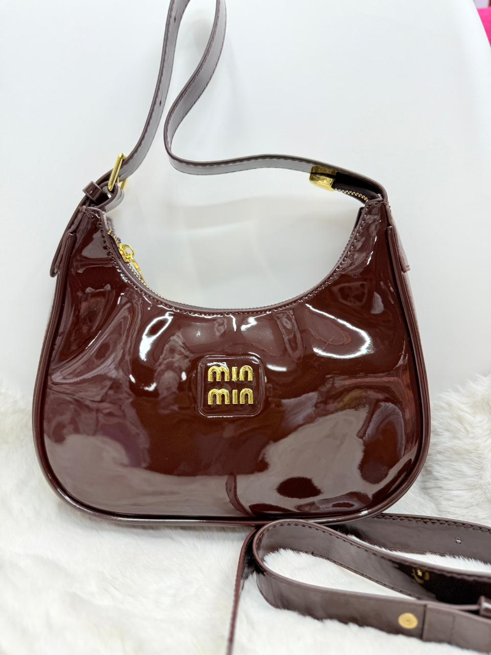 New Minmin Glossy Purse – Shiny & Trendy