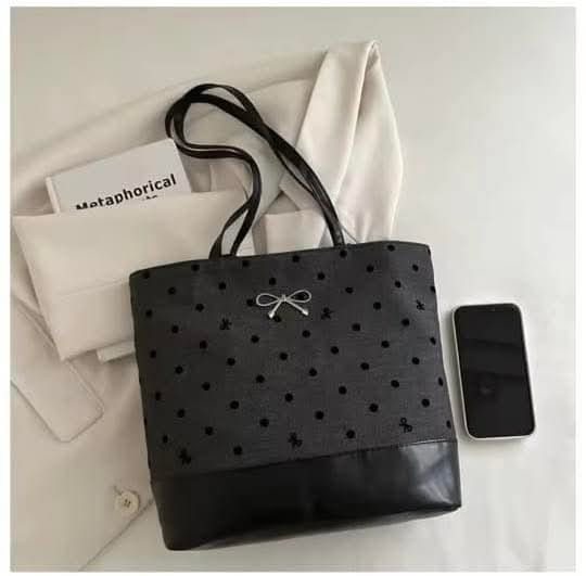 Fashionable Stylish Ladies Handbag