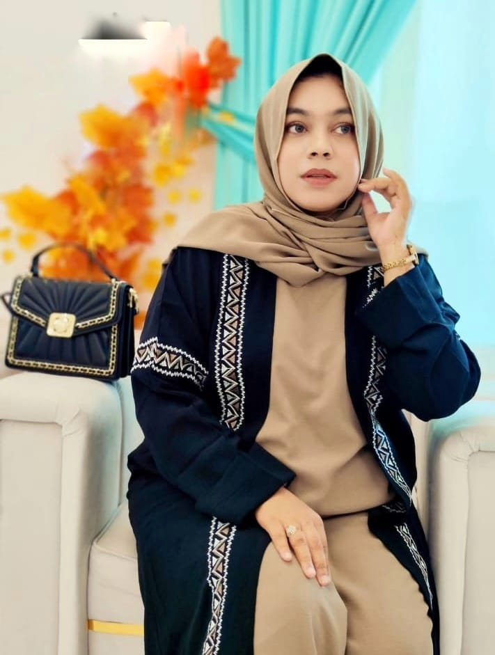 Elegant Dubai Stylish Abaya for Modest Wear
